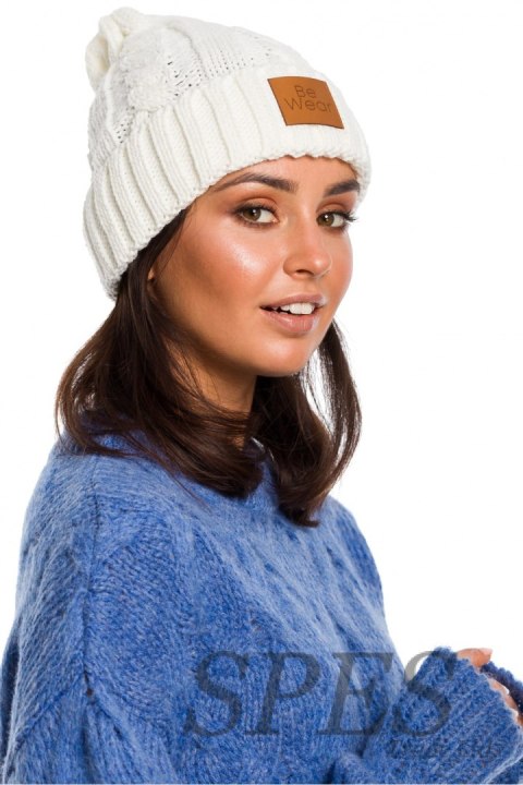 Czapka Damska Model BK043 Ecru - BE Knit